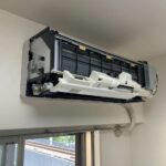 型番不明の日立のエアコンの外観