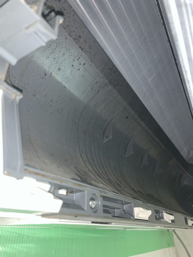 汚れている三菱電機のエアコンの熱交換器