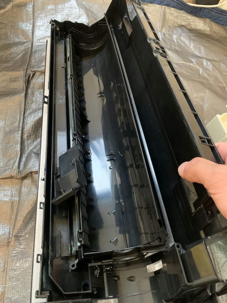 綺麗になった東芝のエアコンのドレンパン