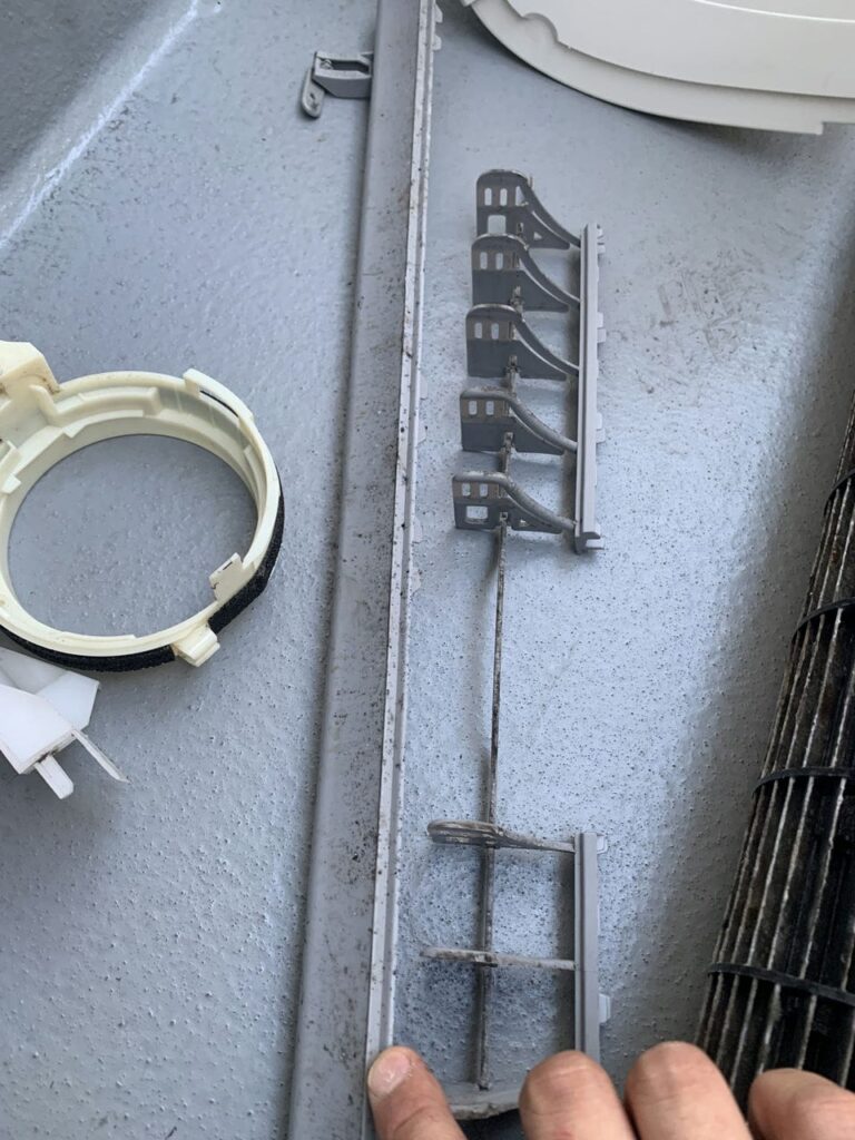 汚れているダイキンのエアコンのファン部品