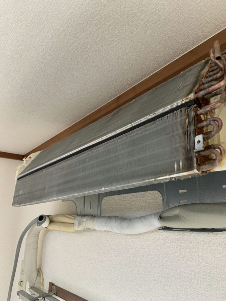 綺麗になった富士通のエアコンの熱交換器