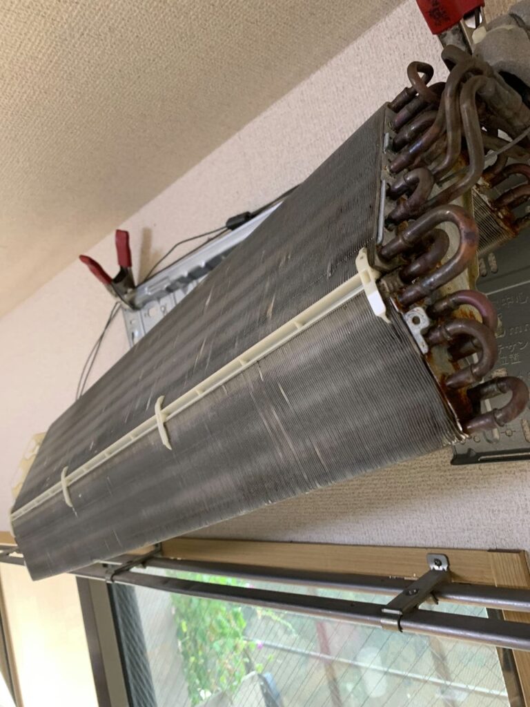 綺麗になった日立のエアコンの熱交換器