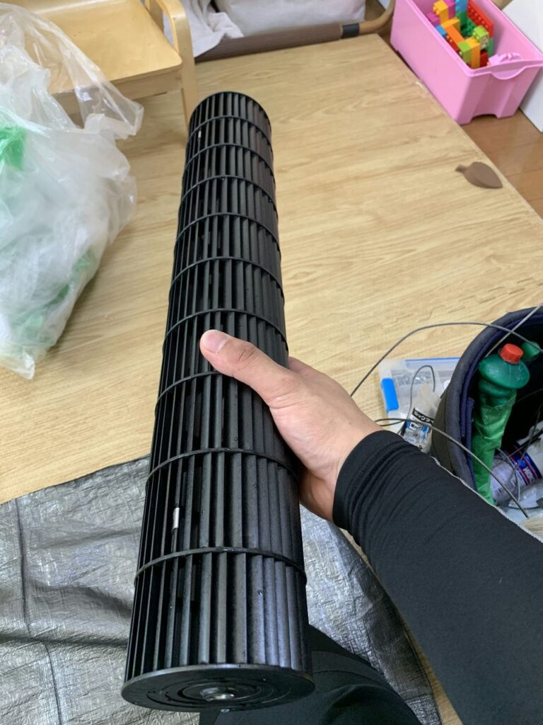 綺麗になったシャープのエアコンの送風ファン
