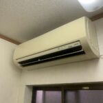 型番RAS-2856Dの東芝のエアコンの外観