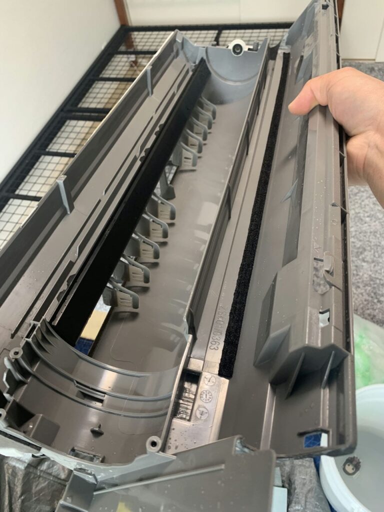 綺麗になったダイキンのエアコンのドレンパン