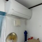 型番RAS-YX22J(W)の日立のエアコンの外観