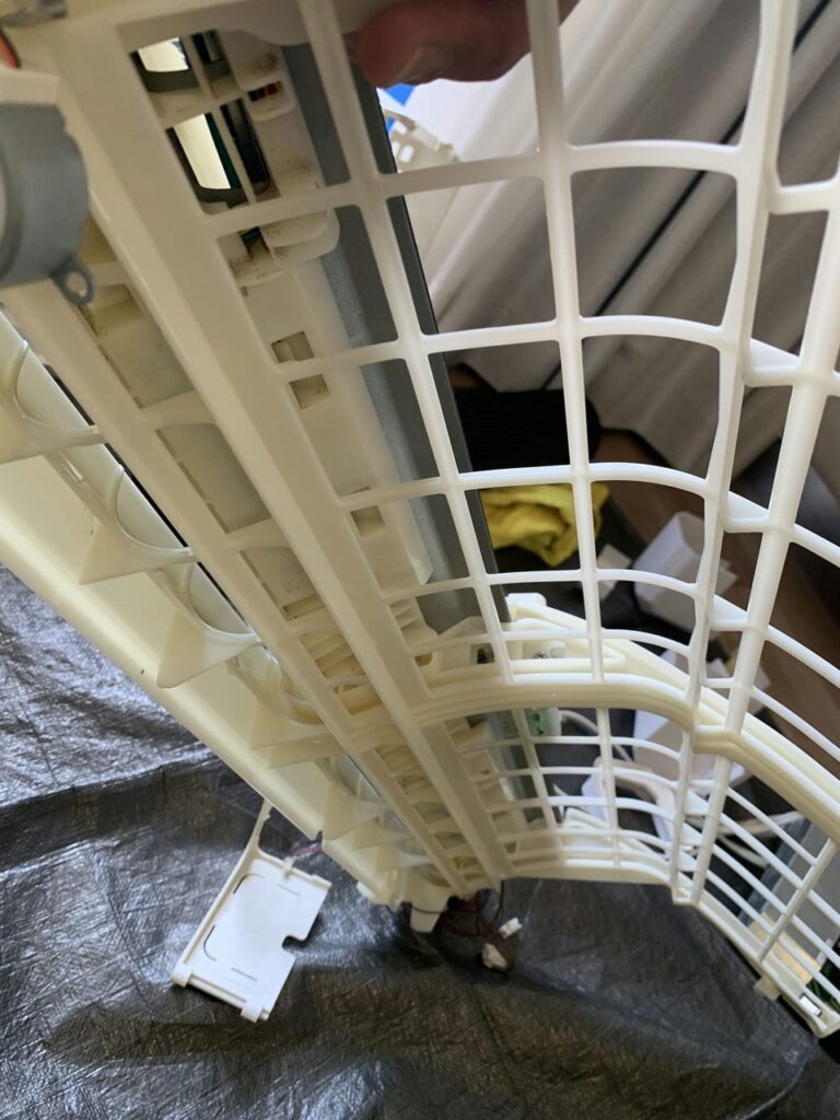 綺麗になったシャープのフィルター部品
