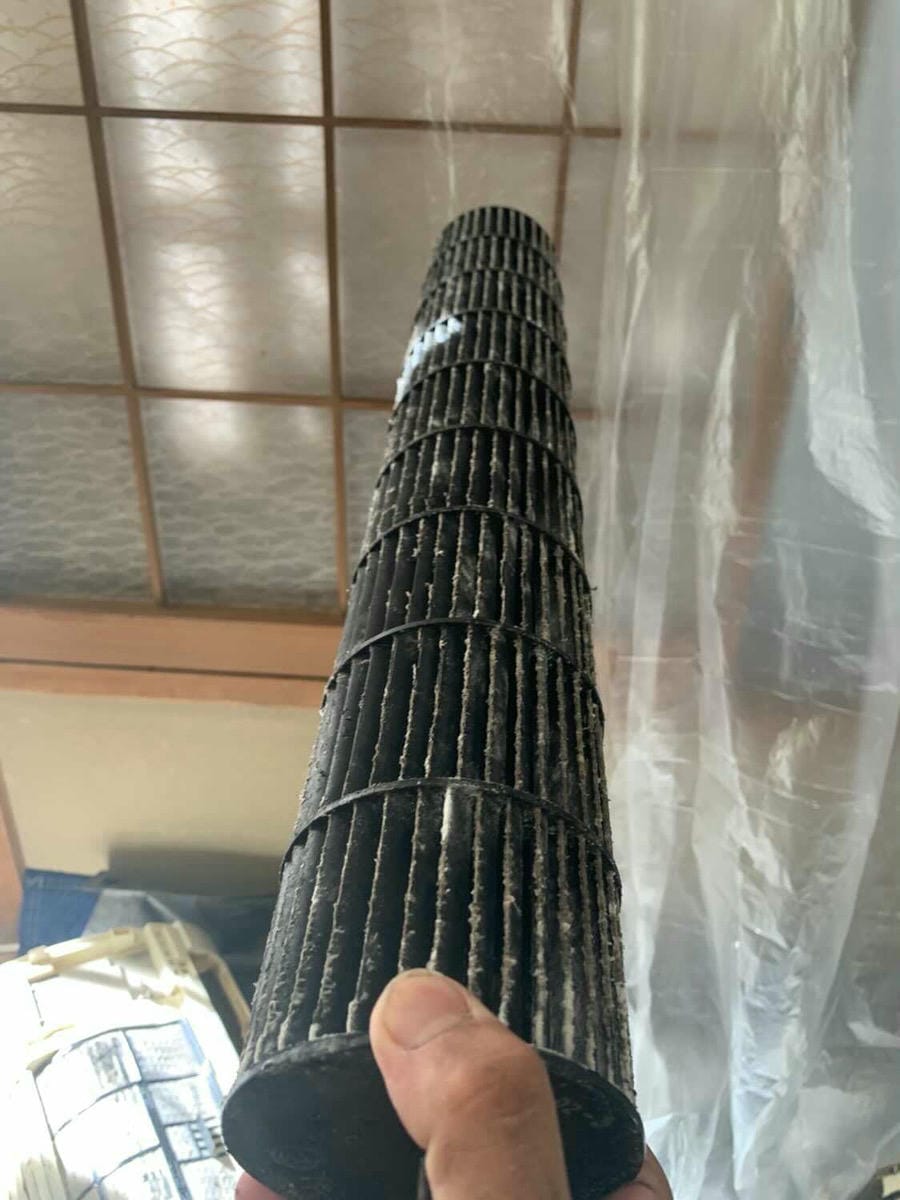 N様宅のホコリまみれの送風ファン