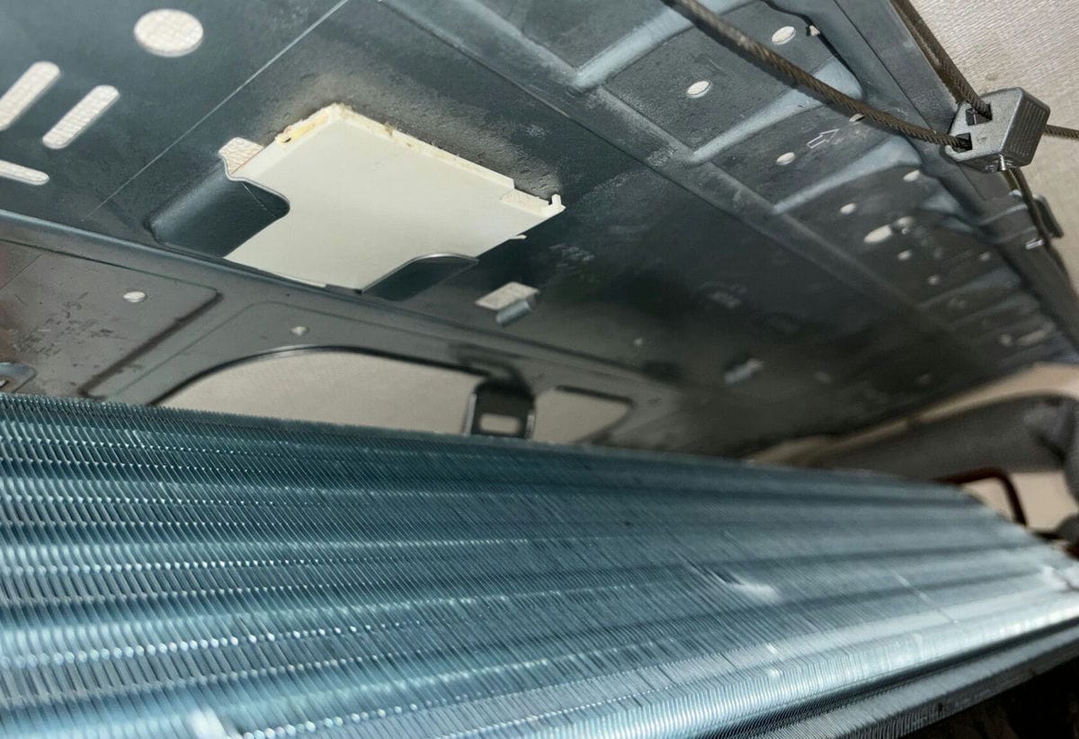 洗浄後の熱交換器後方部