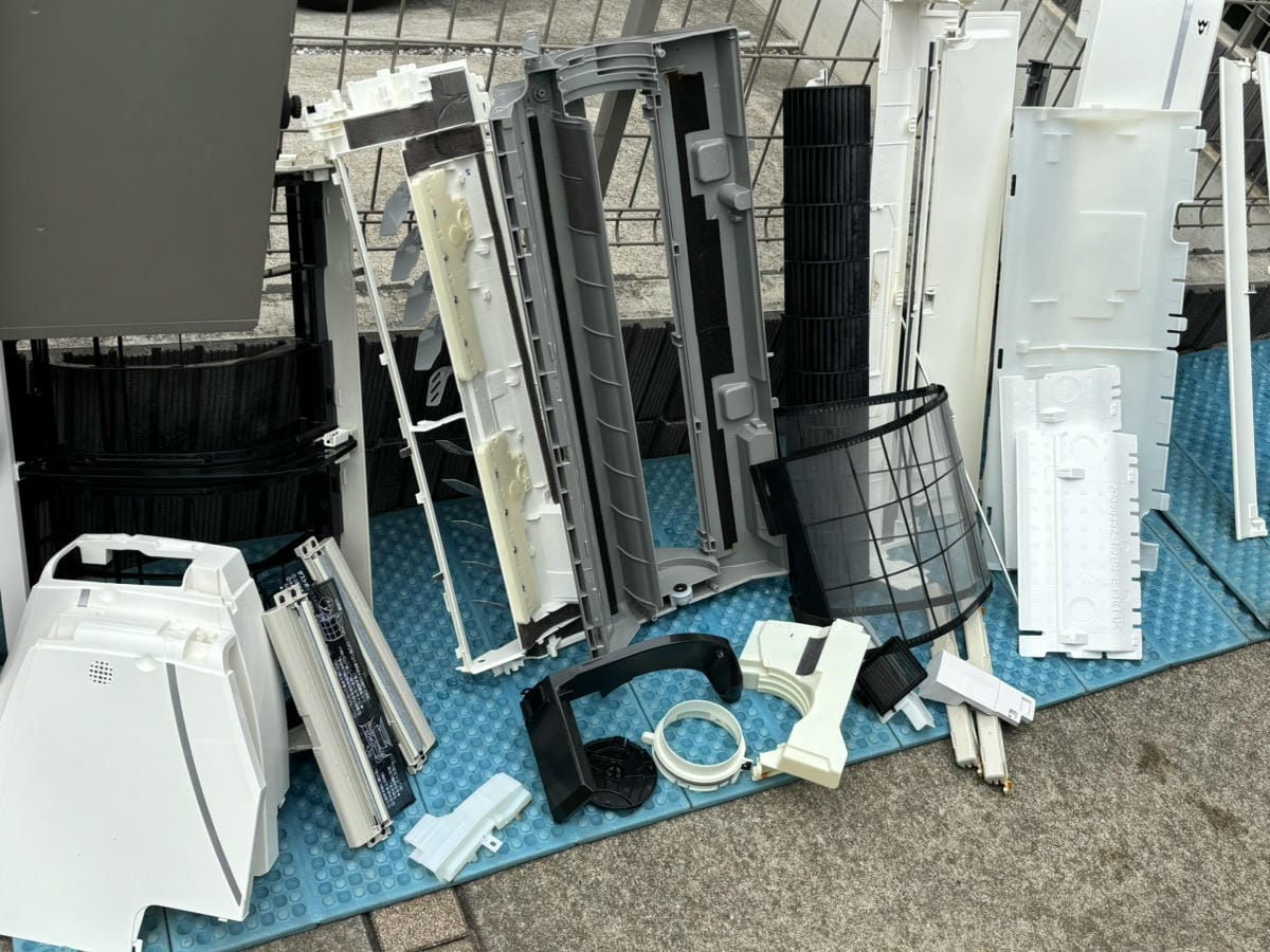 ダイキンうるさらRXシリーズを完全分解した部品全部