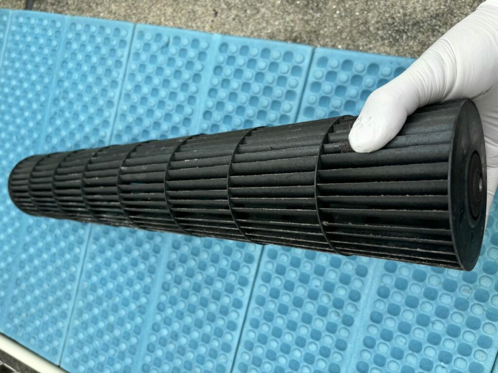 洗浄前の送風ファン