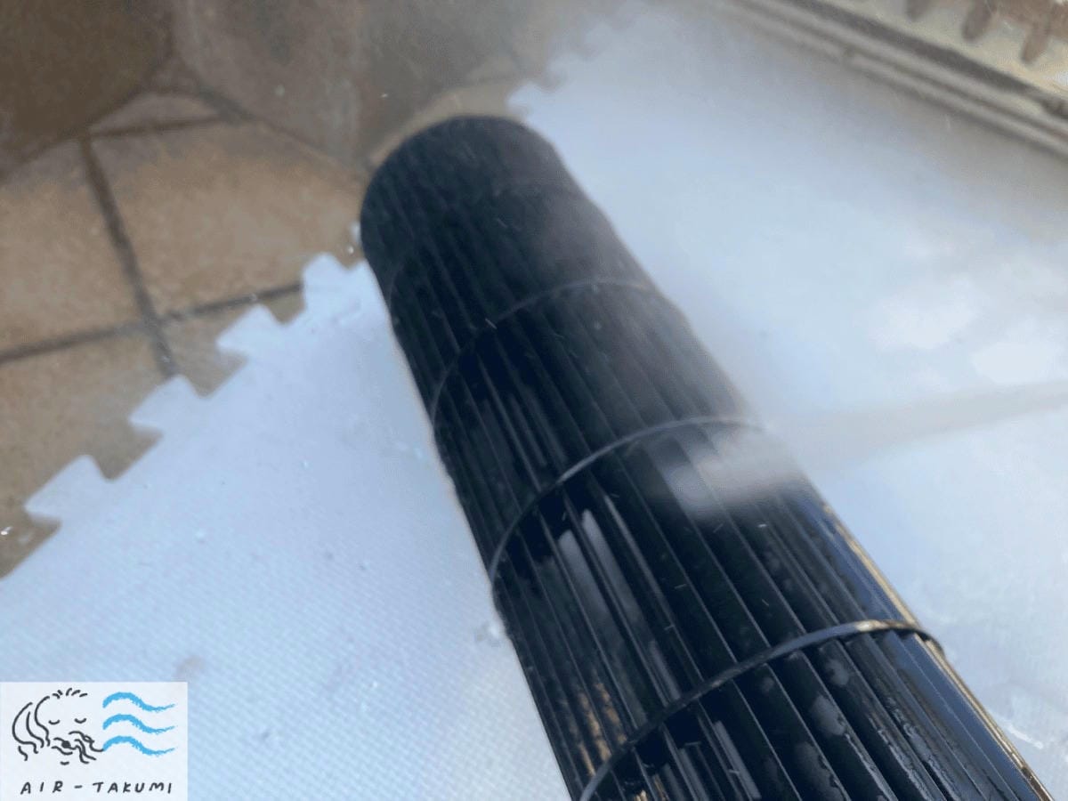 送風ファンを高圧洗浄