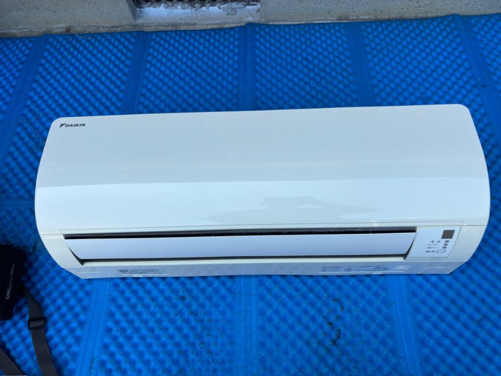 千種区（名古屋市）| 簡易洗浄したエアコンのカビ｜ダイキンAN40RNP-Wの完全分解洗浄事例のアイキャッチ画像