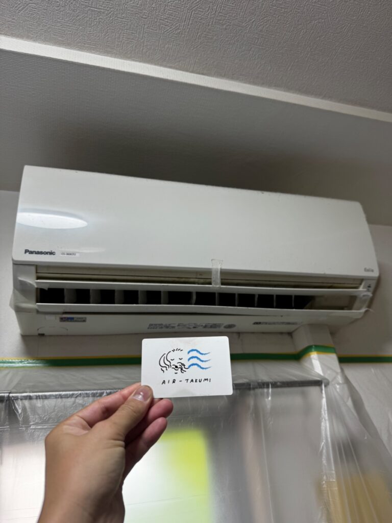 世田谷区 | 2年ぶりのリピートと背抜きで洗った1台｜パナソニック CS-369CF2-Wの完全分解洗浄事例のアイキャッチ画像