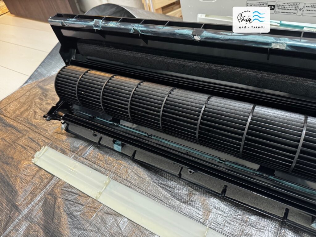洗浄後の東芝エアコン RAS-2519T(W) の送風ファン